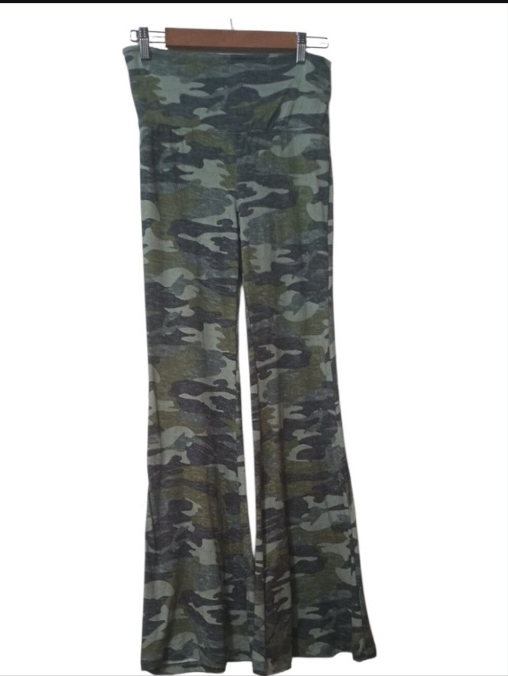 HOT KISS Camo Print Wide-Leg Pants - Green Camouflage